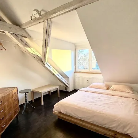 Appartement Einzigartige Dachgeschoss-loft Mit Dachterrasse *